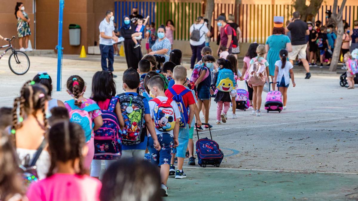 Vuelta al Cole | Calendario escolar 2022-2023 en Alicante: festivos y vacaciones