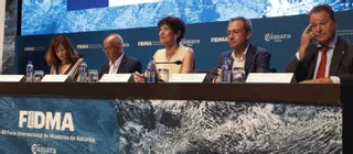 "No habrá privilegios en la financiación", afirma la ministra Elma Saiz