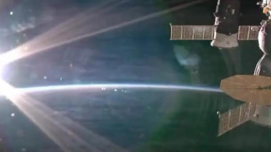 Así se ve una puesta de sol desde la Estación Espacial Internacional