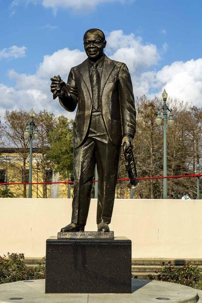 Estatua de Louis Armstrong en el barrio de Tremé.