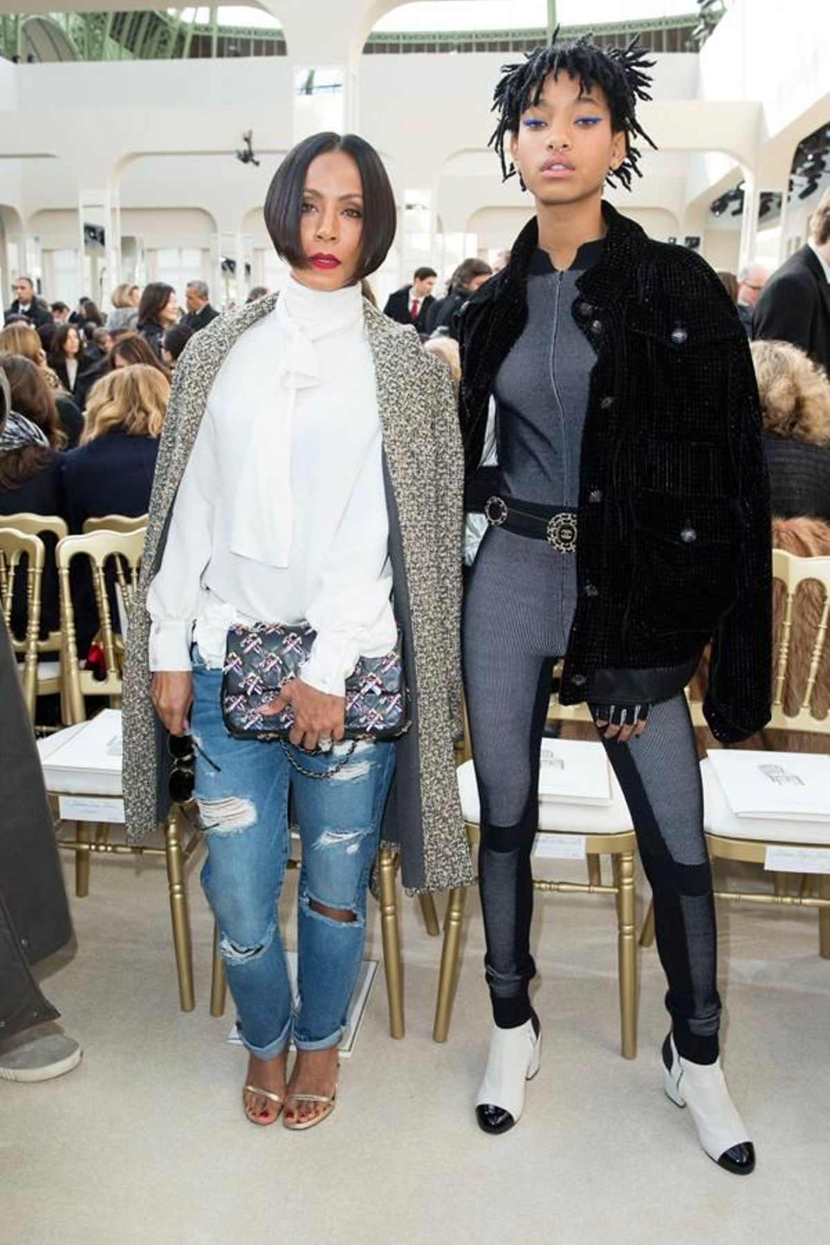 Jada Pinkett-Smith y Willow Smith en el desfile de Chanel en PFW