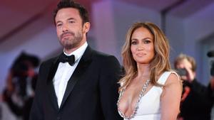 Jennifer Lopez anuncia el seu compromís amb Ben Affleck