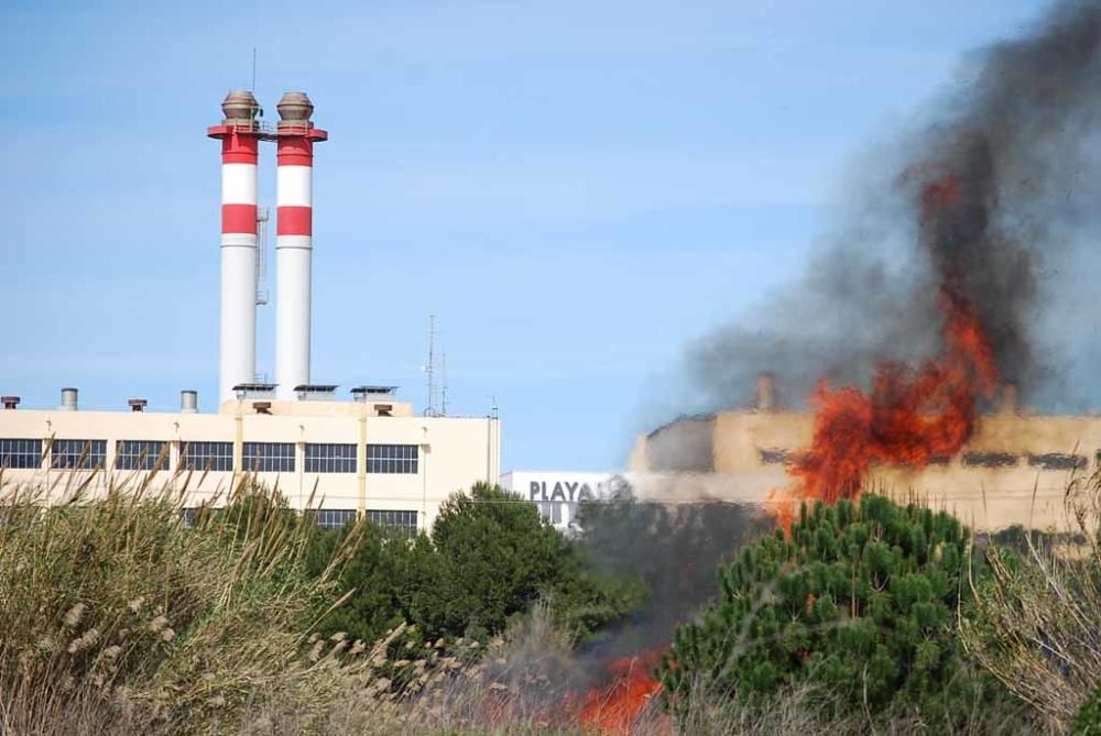 El incendio estuvo controlado alrededor de las 16:00 horas