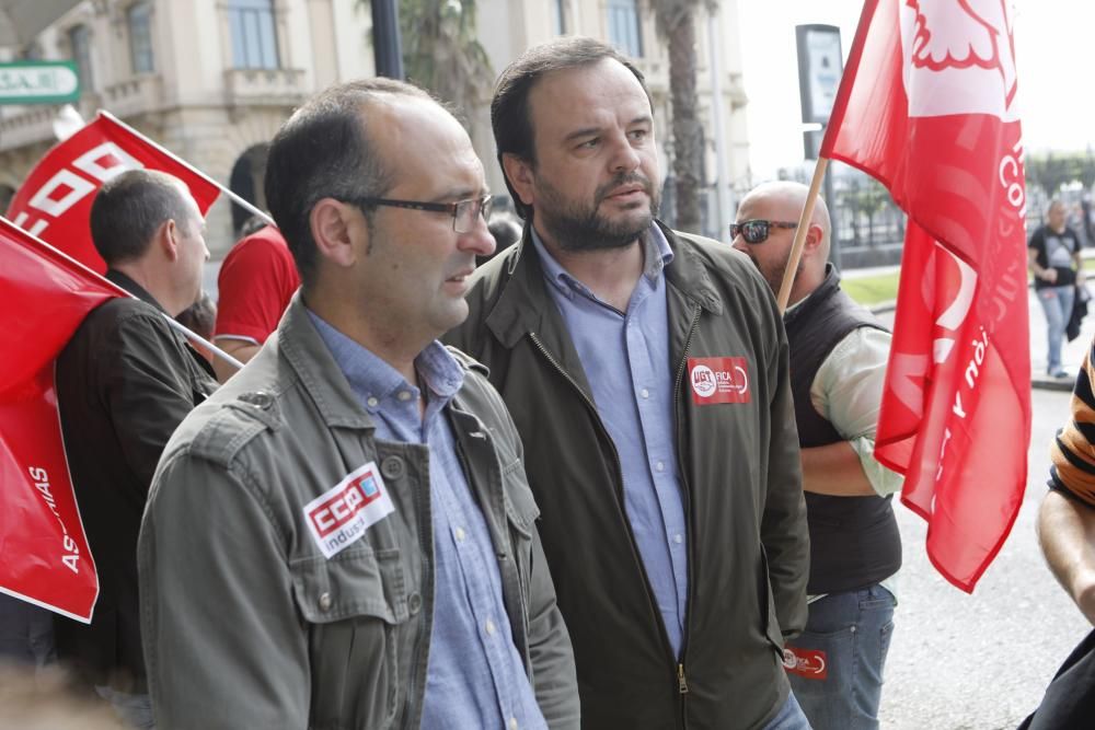 Protesta de los trabajadores del metal en Gijón.