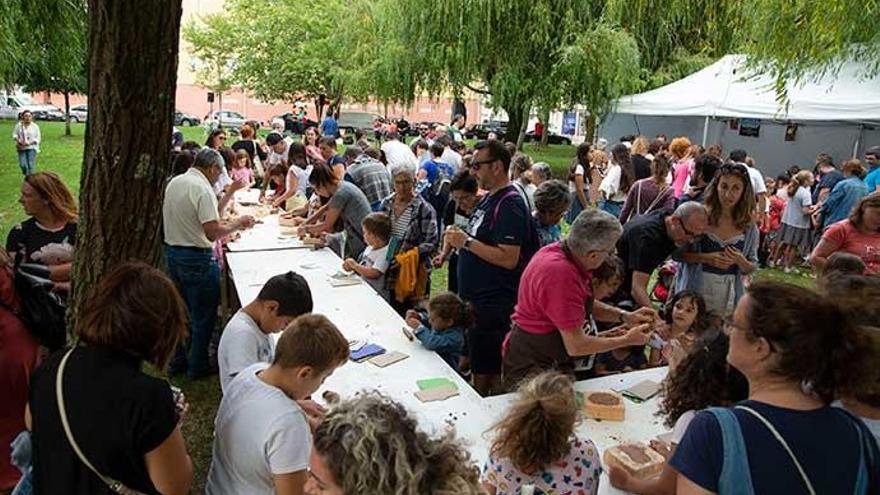 Taller de alfarería celebrado en Santa Cruz.