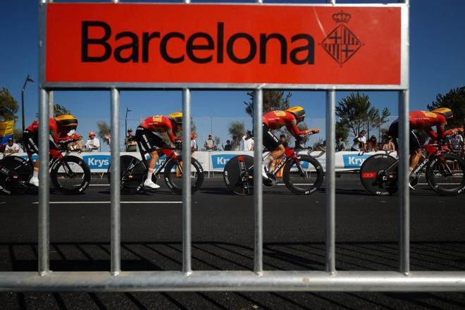 Barcelona y Vingegaard triunfan en el estreno del Tour