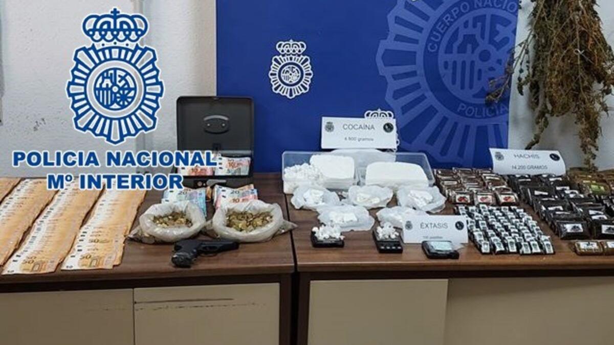 Material incautado en la operación antidroga en Santa Cruz de Tenerife.