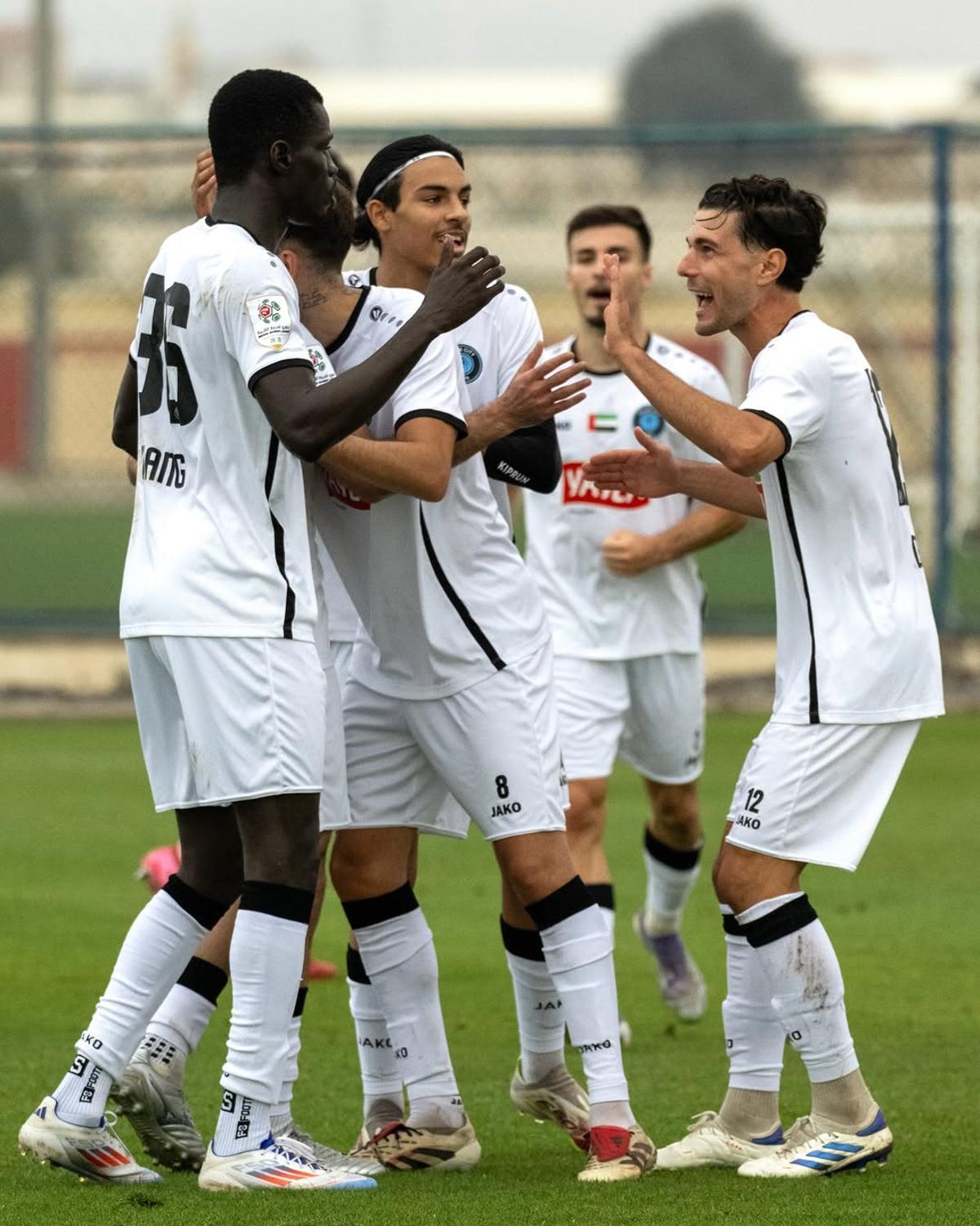 El Palm City FC celebra un gol esta temporada