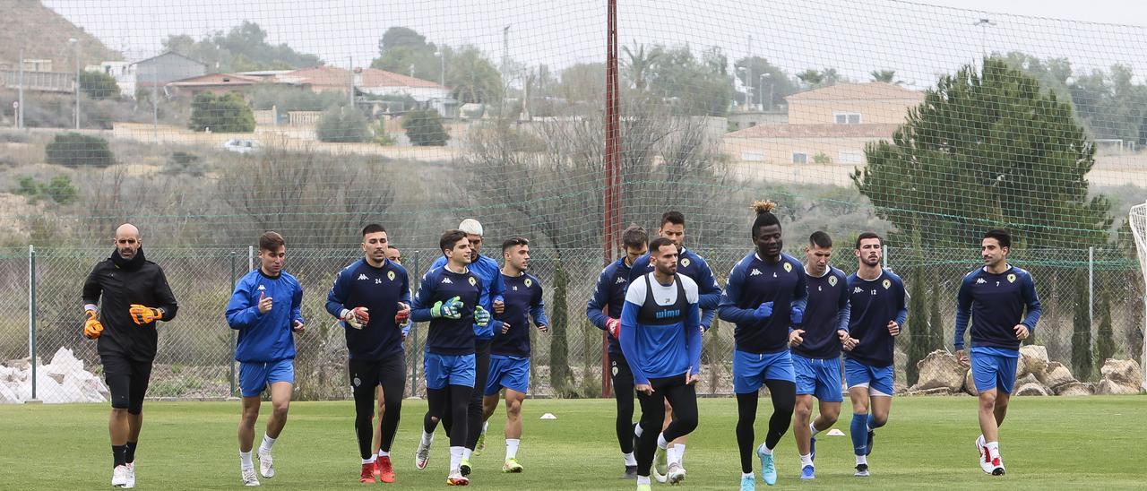 Entrenamiento del Hércules en Fontcalent el día después de la derrota en La Nucía.