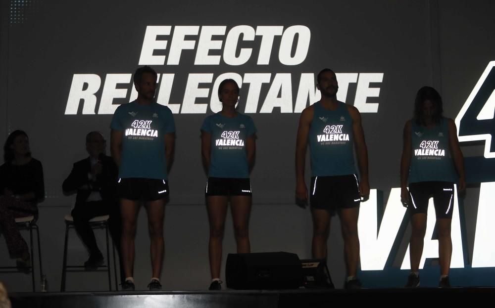 Presentación camisetas Maratón Valencia Trinidad A