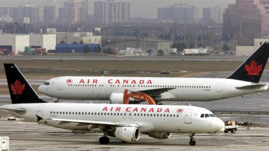 Air Canada separa a un niño de sus padres para echarlo de un vuelo por &#039;overbooking&#039;