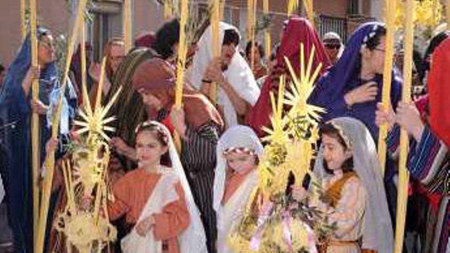 Procesiones de Domingo de Ramos en Callosa de Segura y Dolores.