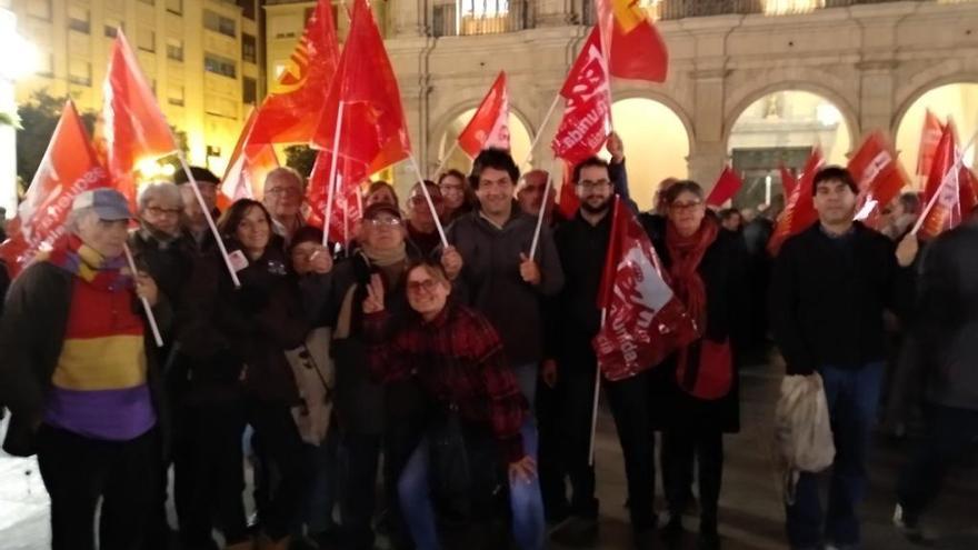 Los pensionistas se manifiestan en Castelló contra Rajoy