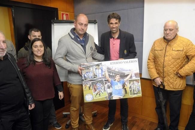 Homenaje a Valerón a su llegada a A Coruña