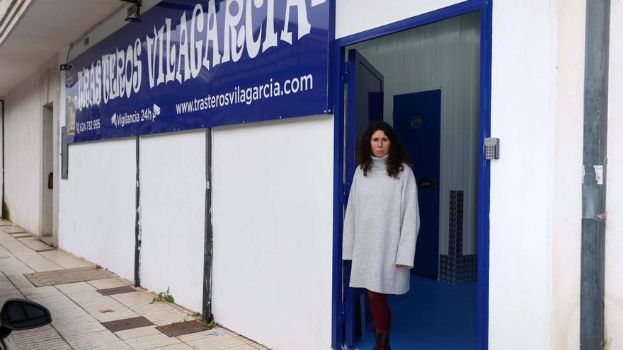 Una pareja crea el primer local de alquiler de trasteros de Vilagarcía