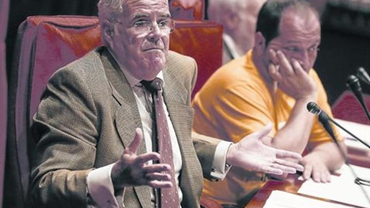 El fiscal superior de Catalunya, José María Romero de Tejada, en su comparecencia ante la 'comisión Pujol'.