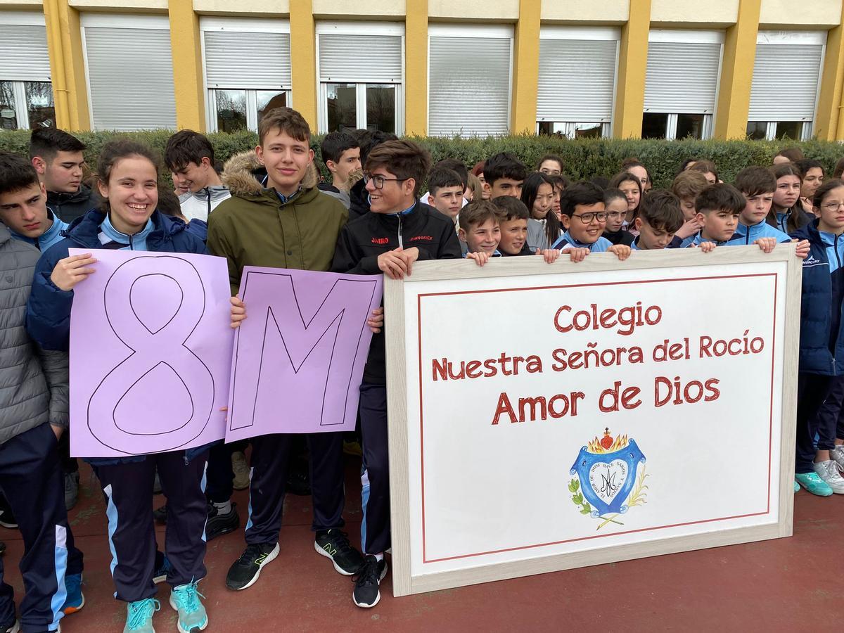 Nuestra Señora Rocío 8 M