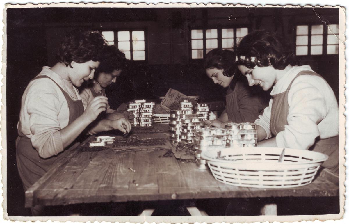 En imágenes: Repaso a la industria conservera de Tapia