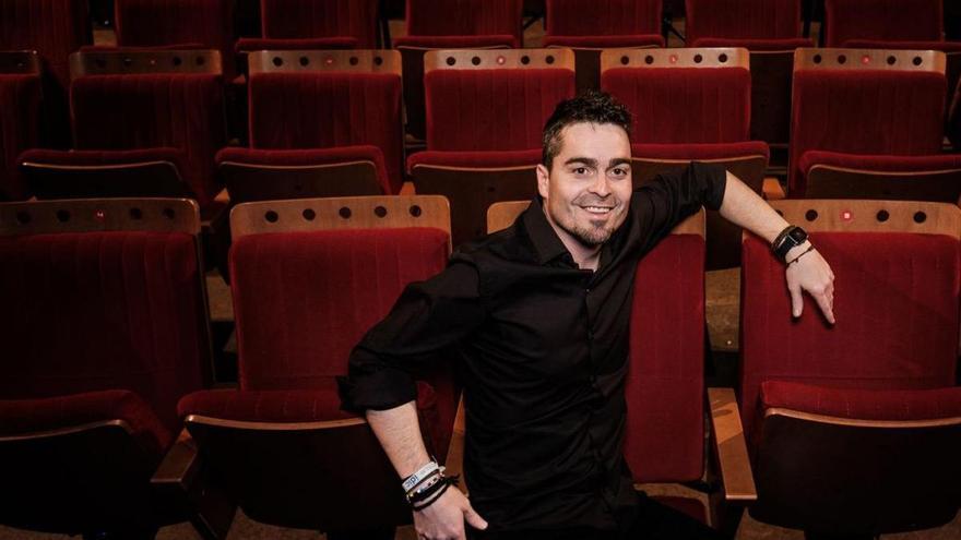 Álex Clavero, en el teatro de la Laboral.