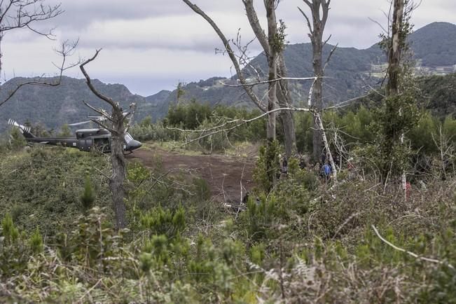 27/02/2017 CULTURA CINE rodaje de la película  El cuaderno de Sara  en los montes de Anaga  con Belen Rueda como protagonista con la participación de helicópteros de la Bhelma VI de los rodeos