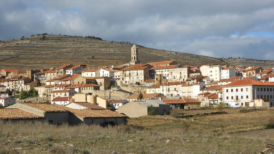 Reubicar molinos y proteger al quebrantahuesos: las claves del Inaga para las eólicas del Maestrazgo