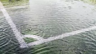 Suspensiones masivas por la tormenta en Catalunya