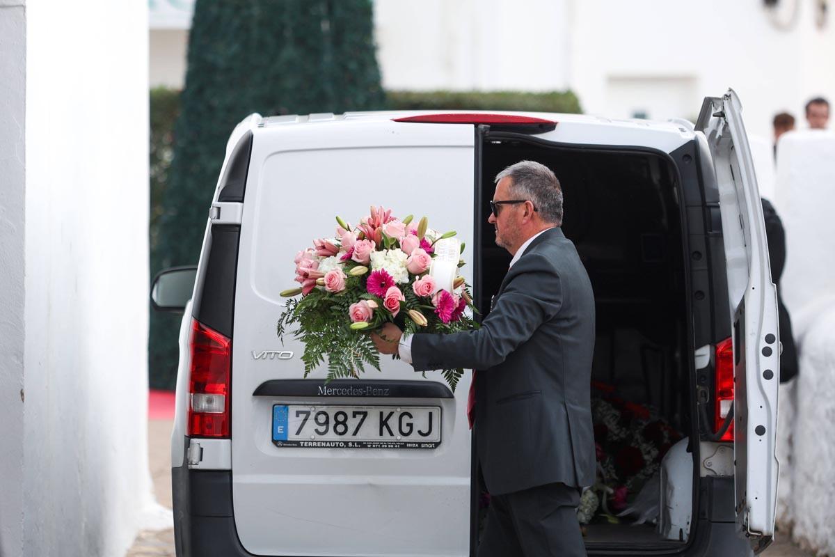 El cortejo fúnebre del Pitiús Team Motoclub al joven motorista fallecido en Ibiza