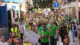 Educación busca cerrar la huelga con un preacuerdo pero los docentes mantienen la presión en la calle