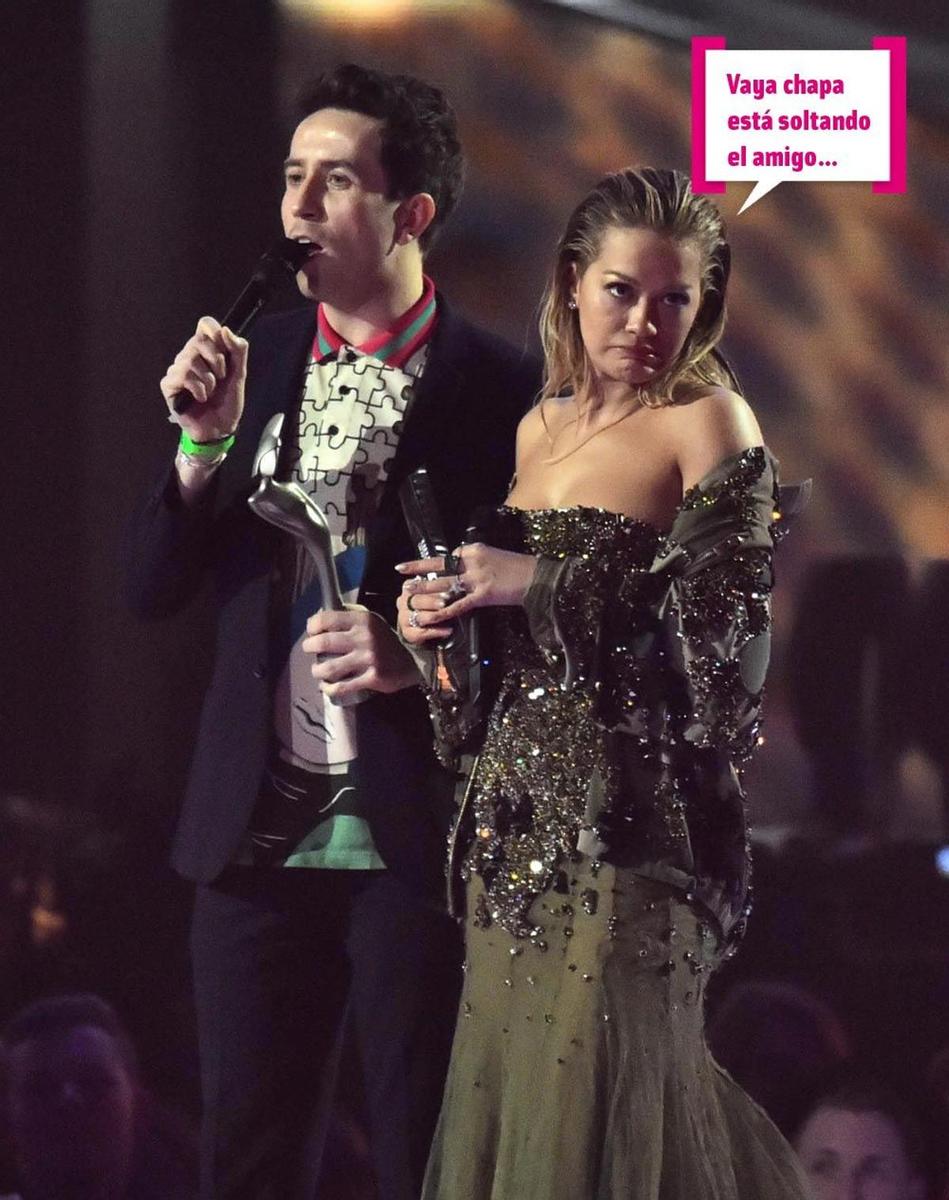 Nick Grimshaw y Rita Ora en los Brit Awards