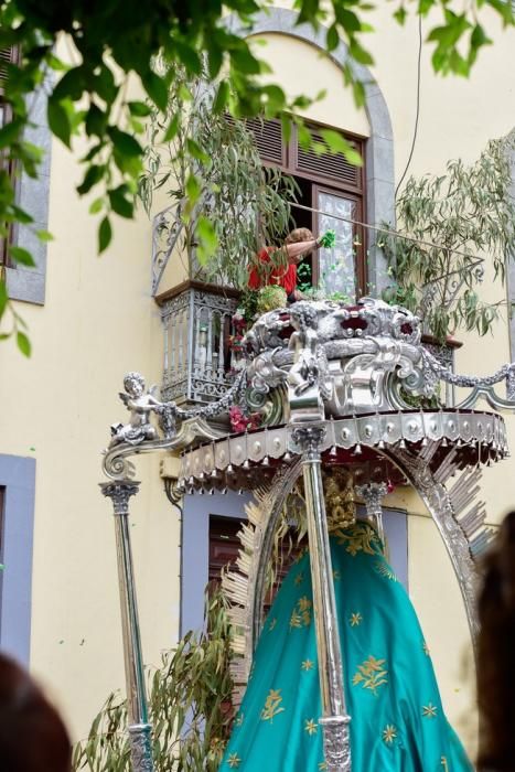 Procesion y Romeria por las Fiestas de las ...