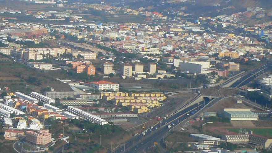 Una vista aérea del Padre Anchieta y el entorno del aeropuerto.