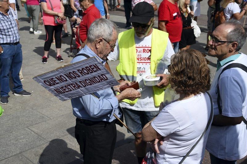 Concentración de pensionistas en Zaragoza