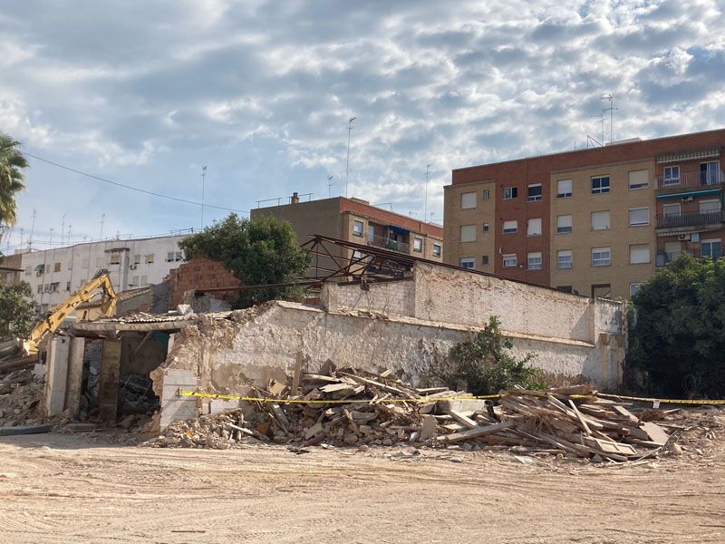 Las obras de Orriols derriban el histórico restaurante Casa Balaguer