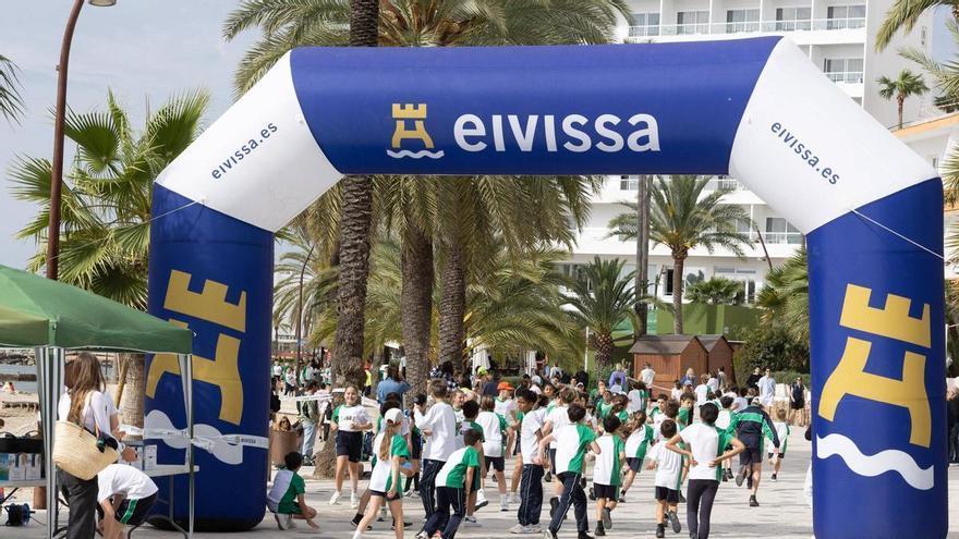Los 800 alumnos del Colegio Mestral se unen a Proyecto Juntos para ayudar a los niños hospitalizados de Ibiza y Formentera