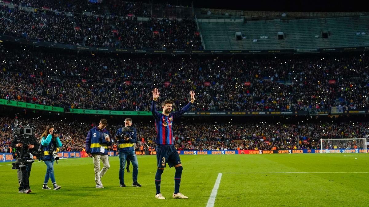 Gerard Piqué ha colgado la camiseta después de 15 temporadas en el primer equipo del Barça
