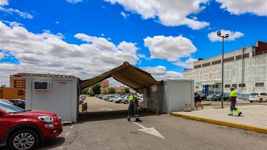 El Perpetuo Socorro mantiene abierta la carpa para hacer test programados