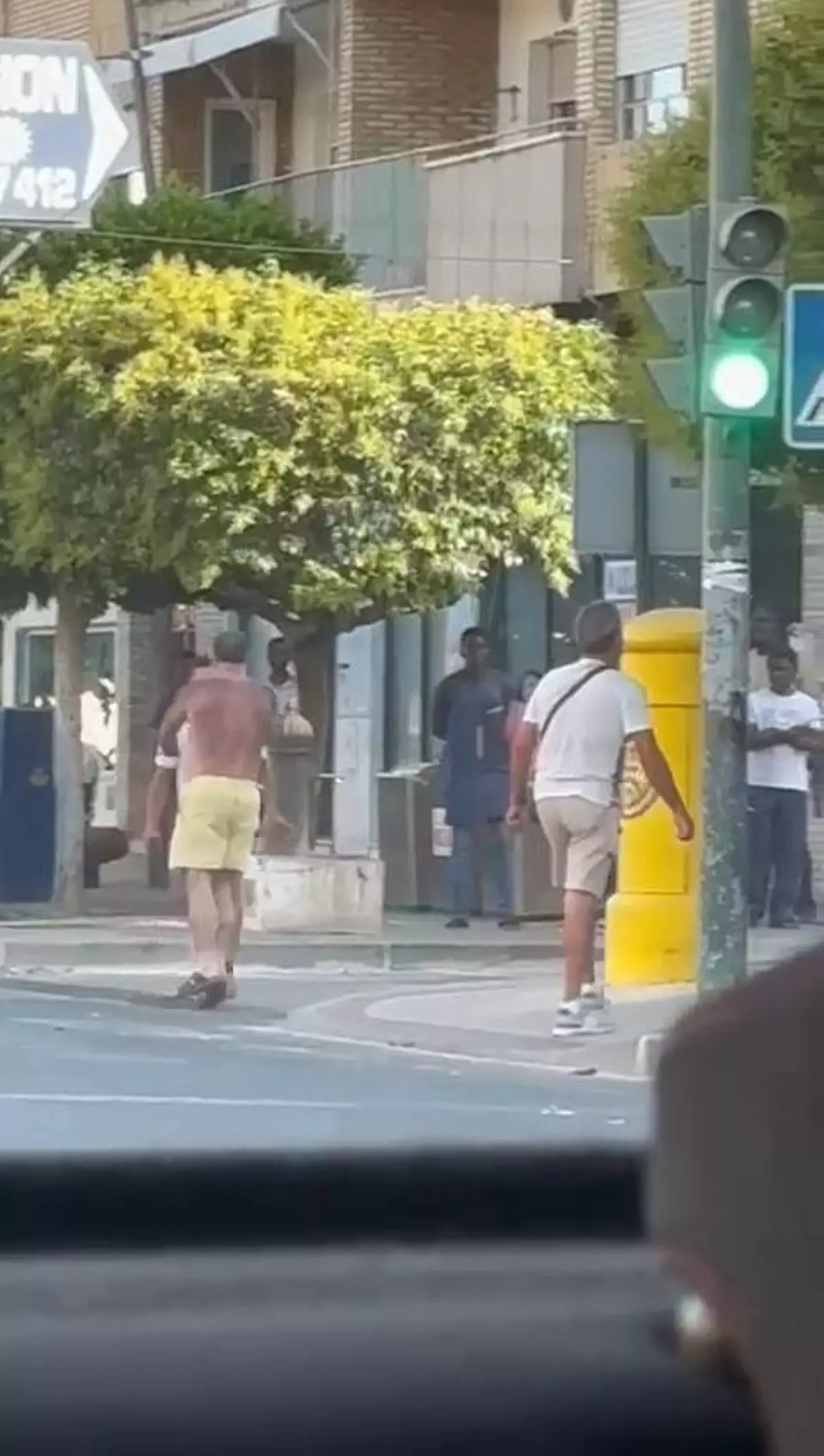 Reyerta a golpes y cuchillo en mano en plena calle en Las Torres de Cotillas