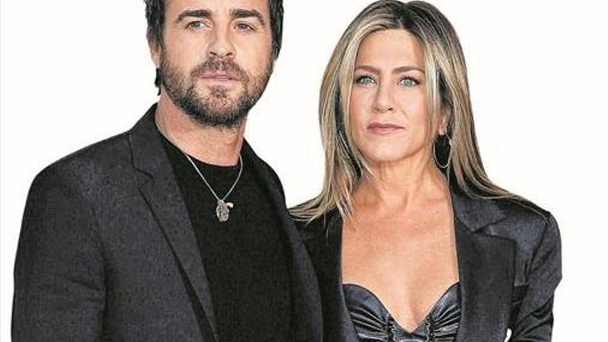 Aniston vuelve a ser la soltera de oro