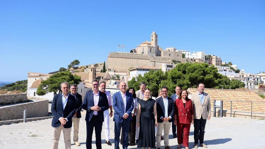 Prohens eleva el tono y carga contra los convocantes de la cadena humana en defensa de es Trenc: "Lo hacen en base a mentiras y a supuestos que ni se dan ni se darán"