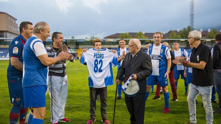 El partido de veteranos del Alcoyano y del Levante