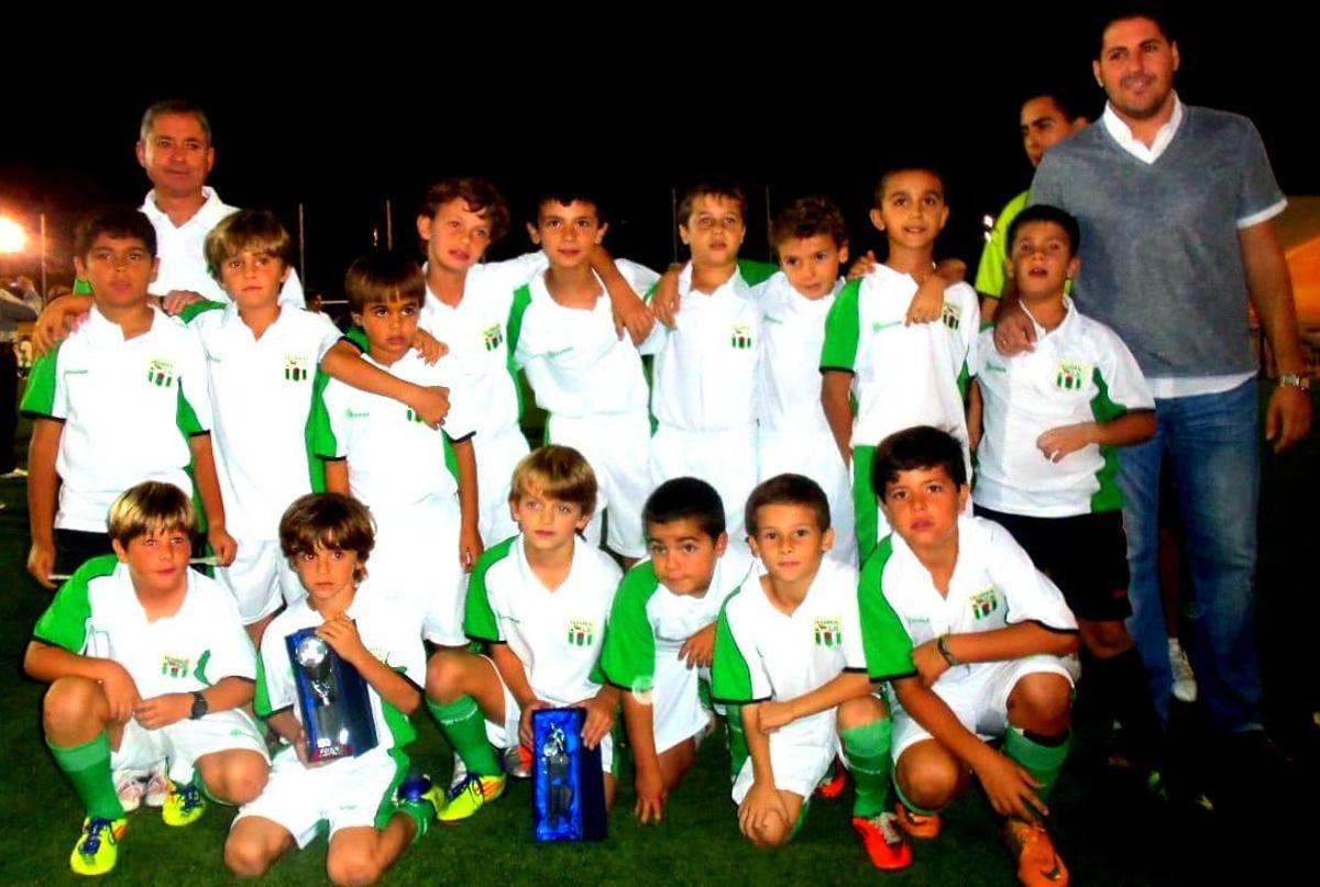 Club La Liara, donde aparece Gavi.