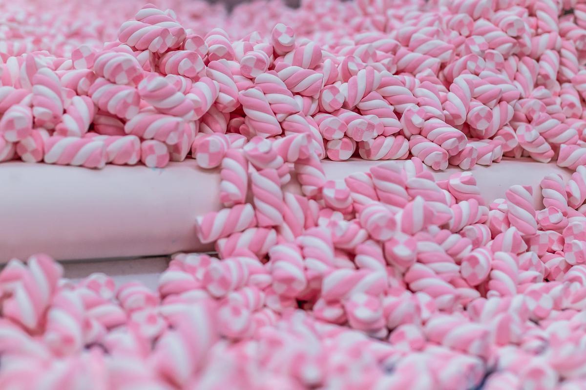 Golosinas en su fábrica de Molina de Segura (Murcia).