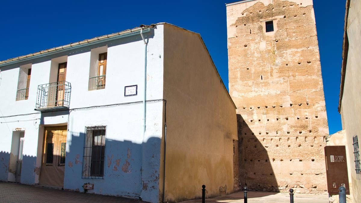 Torre almohade de Almudaina.