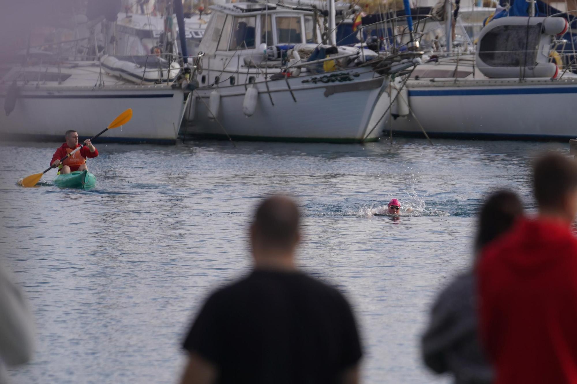 Todas las imágenes de la Copa de Nadal de natación en Ibiza