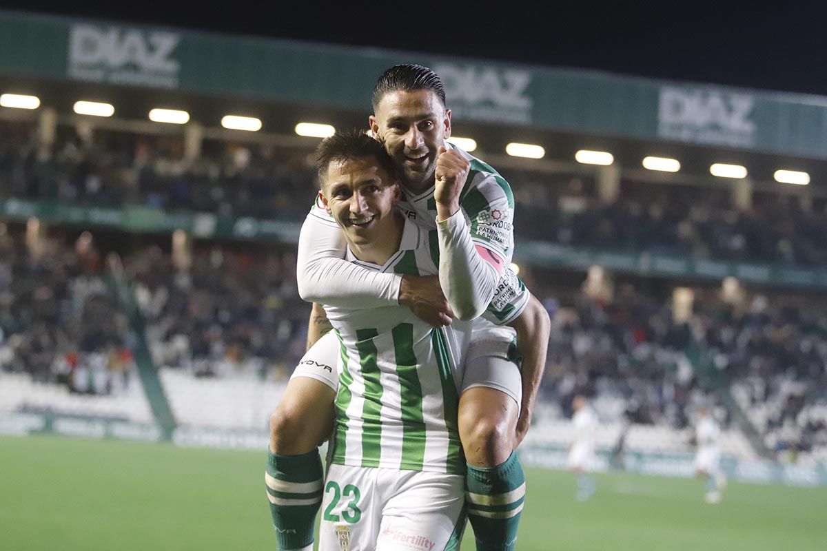 Córdoba CF-Atlético de Madrid B: las imágenes del partido en El Arcángel