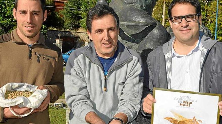 Per l&#039;esquerra, Carles Riu, Lluís Campmajó i Eduard Barcons, ahir