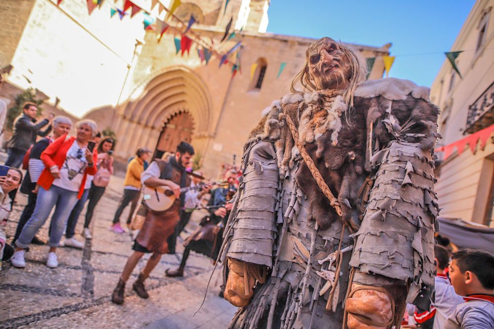 Orihuela rescata su pasado en su tradicional Mercado Medieval