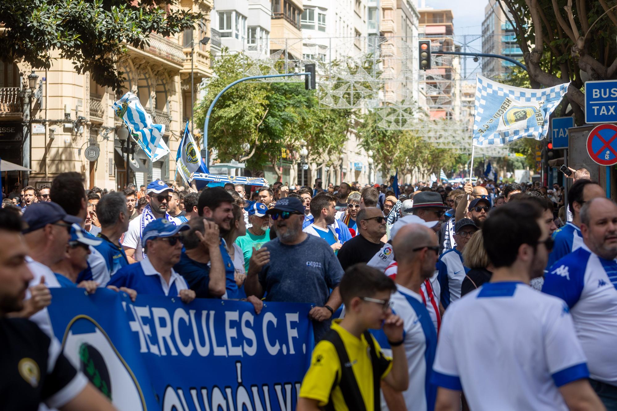 Los integrantes de Asociación Herculanos participan en la última manifestación en contra de los administradores del Hércules.