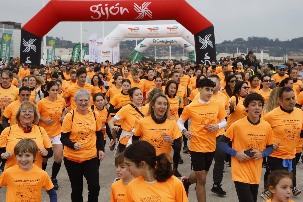 Participantes en la marcha solidaria del pasado año.