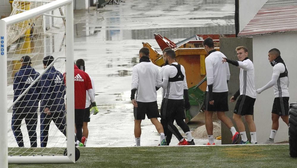 Las mejores imágenes del entrenamiento del Valencia de este domingo